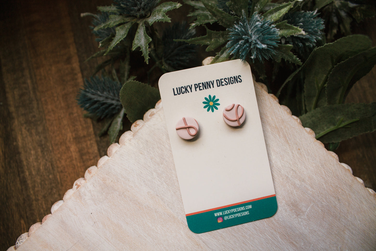 Abstract Lines Studs