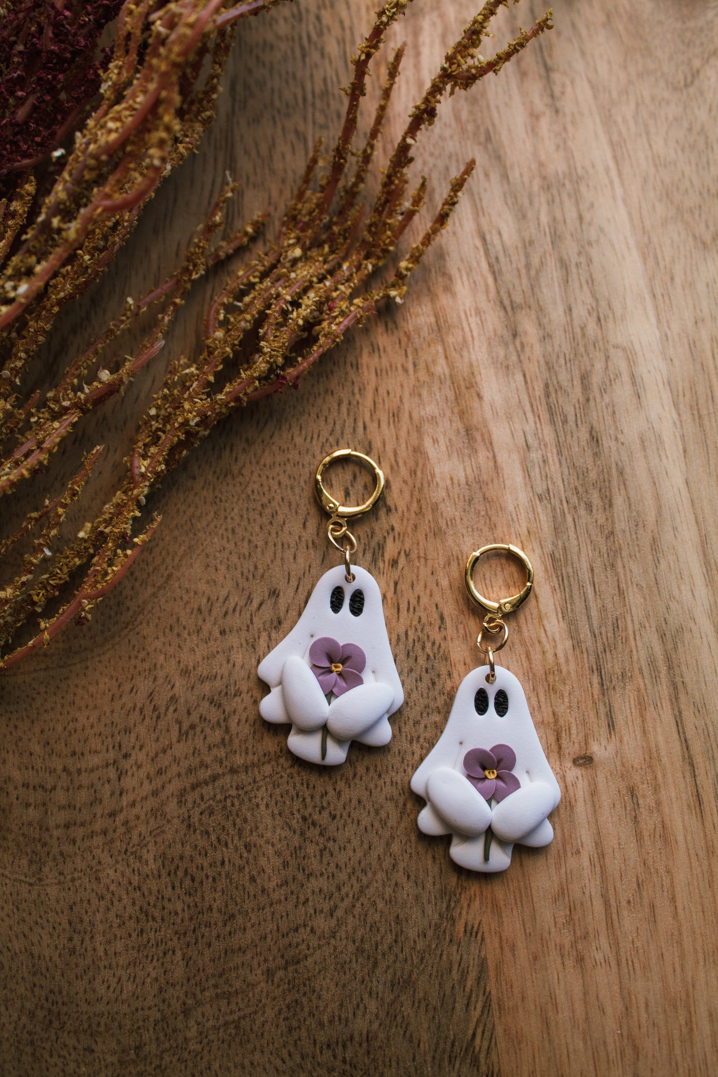 Summerween Floral Ghostie Dangle