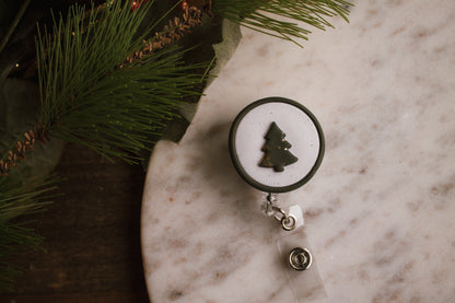 Simple Christmas Tree Badge Reels